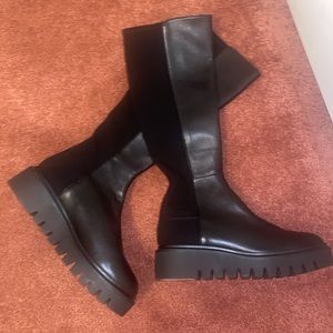 Stuart Weitzman boots - size 9